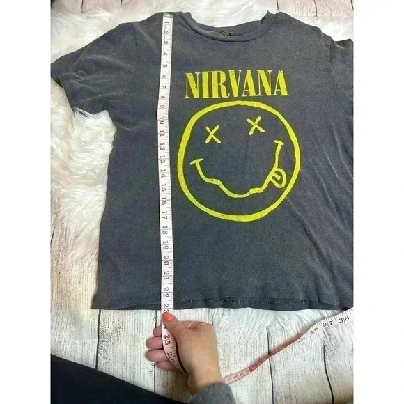 Nirvana Long Gone 2019 Tshirt Washed Out Gray Size XS - Picture 5 of 5